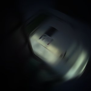 咽恨咀爱