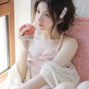 酒坛砸墙