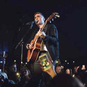 Ekki stinga mig af (LIVE @Kaplakriki)