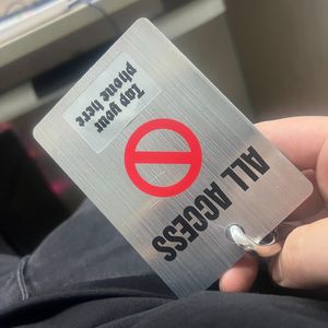 一φ(゜▽゜*)♪