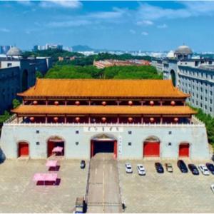 Lucky Strike Maroon 5 (Live)