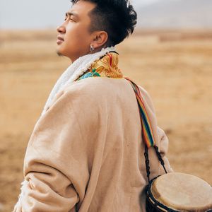 《东方布达拉》    阿泰   完整版