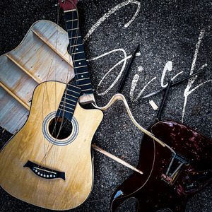 琥珀時、紅茶と滴。