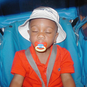 Grey (feat. sahn & C.V.M.)