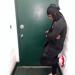 Scrimmage (feat. 1KK & dav4hunnid)