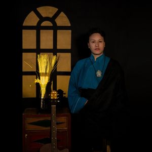 早春未到花开时