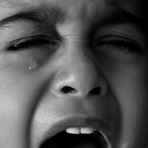 Плаче хлопчик