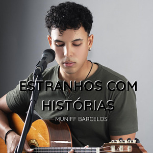 Estranhos Com Histórias