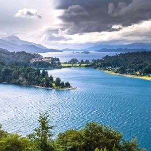 小桥流水的诗意画卷