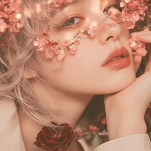 はじめてつないだ手 – The First Hand I Held