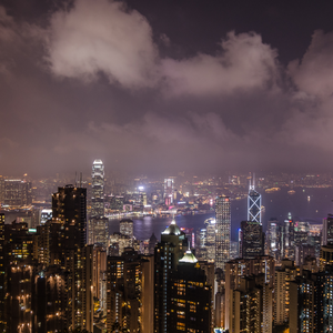 维多利亚港进行曲