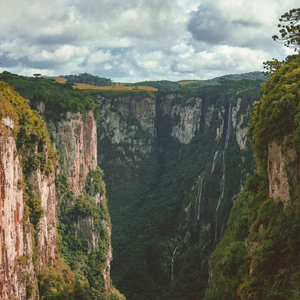 Quem Ele É (Ao Vivo)