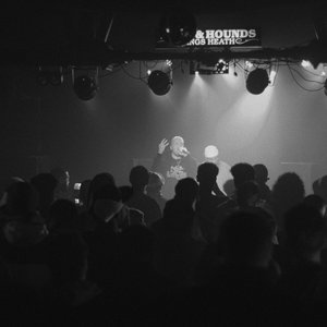 887 (Live)