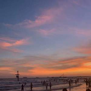 凌晨五点的某个时间