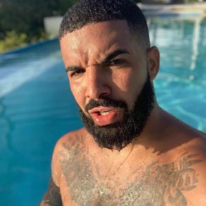 FREE & SWIMMING (PROD.BUBBLEBOY)