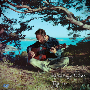 Jenta fra vika i bånn av en fjord