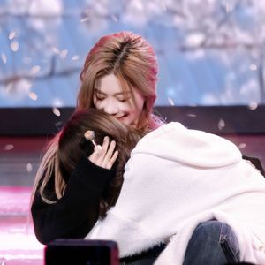 就差一点点 朱怡欣 郑丹妮