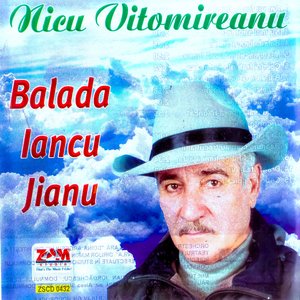 Tudorițo nene, la Tismana într-o grădină