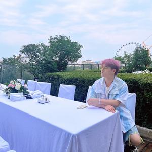 银河夏夜：生长与腐烂