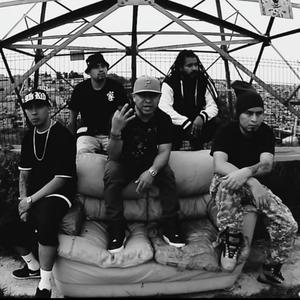 Casas Grises (feat. Pulso Doc & Toony trip)