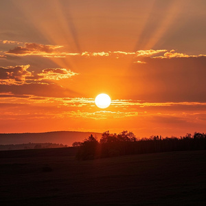 Ei, DEUS ESTA TE PREPARANDO