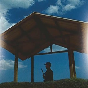 冲锋建功
