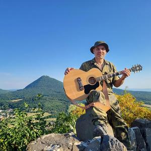 Kamenný Muž u Klobuk