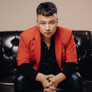 BULUTLAR ARASIDA（翻自 艾力BiGiM）