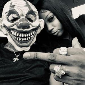 Tu Diablo Favorito (feat. Tebaan, Nightmvre & Henny)