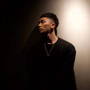 YangYang / YKEY-心碎了离开（小啦 Calvin remix）