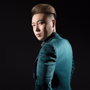 做一个不哭的男人 (DJ版)