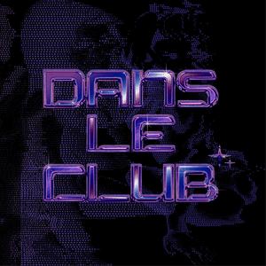 Dans le club