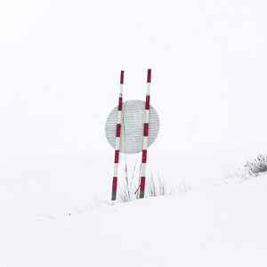 Moron (feat. Lee Yerin)