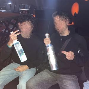 Jnouné (feat. Li$har & Quentlezbeh)