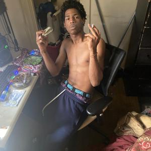 Steppin' on Shi (feat. PG Savage)