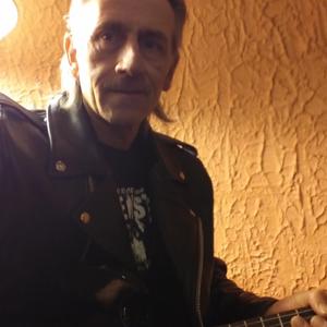 Right Direction (feat. Steve Middlebrook Drums)