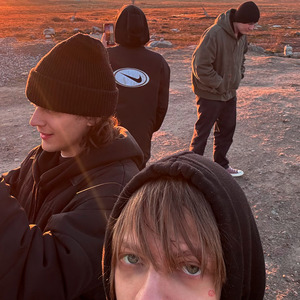 что ты хочешь мне сказать prod. by saint mike