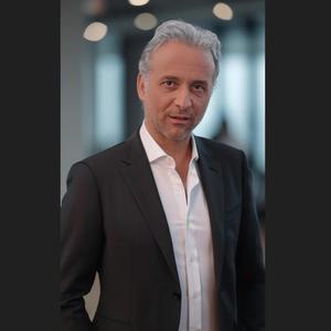 EMRE " Tutunacak Dalım Hani "