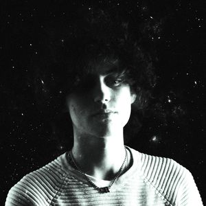 Один с луною