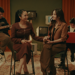 Mencintaimu ((Live From See You On Wednesday))