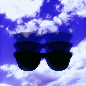 UNSTOPPABLE, UNTOUCHABLE