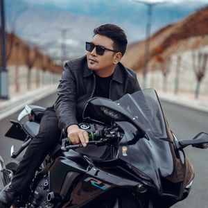 甘孜洛桑【强巴曲桑】