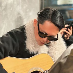 程艾影（罗教练GF 口琴+吉他）