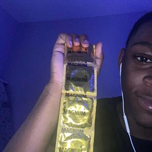 Twerk besties (feat. Cpreme)