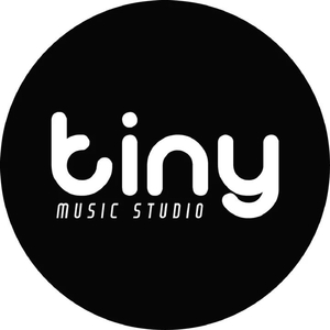 Higpit (Tiny music live session)