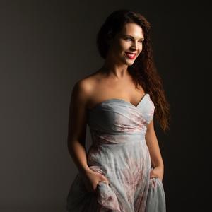 THS KALHNYXTAS TA FILIA