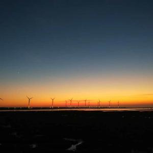 因为恋爱了所以要写一首甜蜜的歌