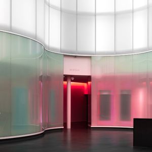 抚慰的摩天大楼回忆