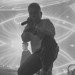 Zedx-网易云（FIVE remix）