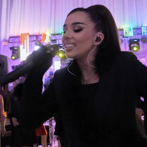 Hai sa ne vedem mai rar (Live Act) (Live)